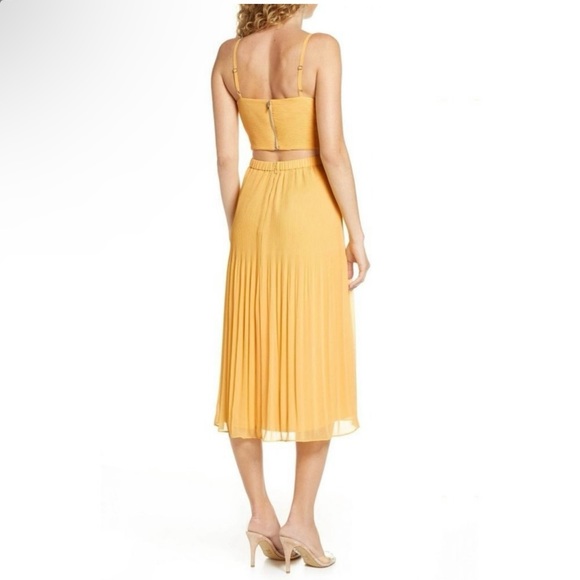 New Ali & Jay For The Gram Chiffon Midi Dress Small Yellow - Picture 2 of 9
